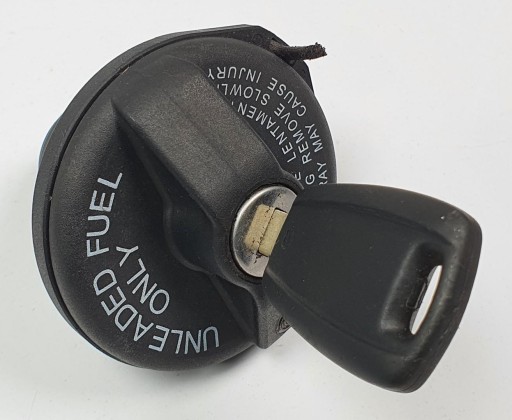 Кришка горловини ключ палива fiat 500 , фото