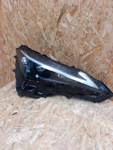 Рефлектор правое lexu ux 2018-2023 лед , фото