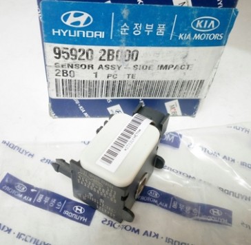 Датчик удара hyundai oe 95920-2b000 , фото