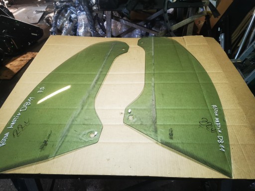 Asto marti db11 лобовое стекло левое правая 2022r , фото