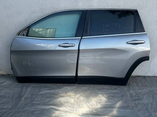 Jeep cheroke kl дверь левое переднее , фото