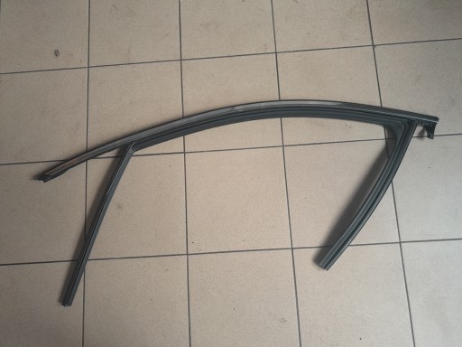 Hyundai genesis g70 2019r молдинг рамка уплотнитель дверей хром левое переднее , фото