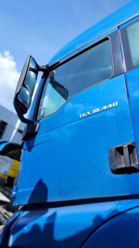 Двері кабіни комплектне wraz z man tgx tga ліве , фото