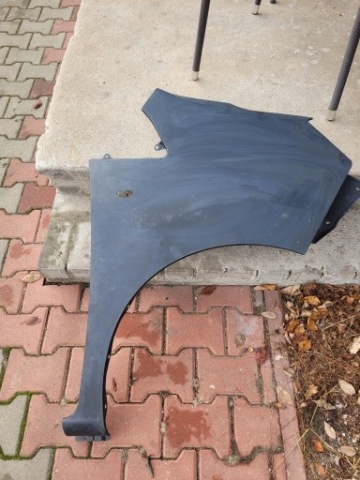 Крило переднє праве nissan nv 200 , фото