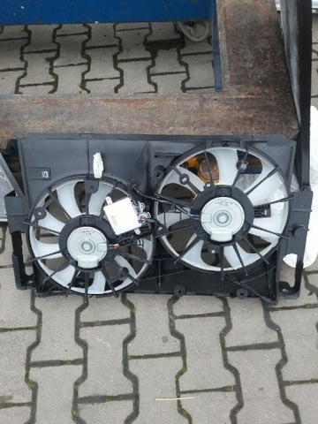 Радиаторы вентиляторы toyota rav lexu nx300h , фото