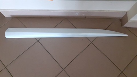 Молдинг дверь правое переднее honda civic ix 15-17 , фото