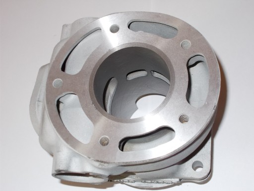 Tuleja cylindrowa KAWASAKI KX 60 65 tulejowanie