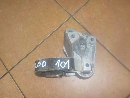 ŁAPA PODUSZKA SILNIKA KUGA MK2 GV61-6P093-BA