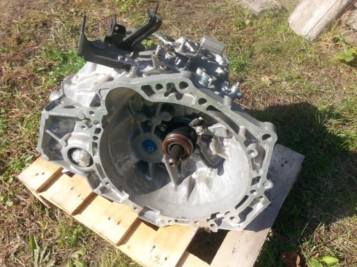 Skrzynia biegów Toyota Auris Yaris 1.33 1.3 VVTI