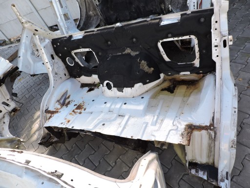 KAROSERIA ĆWIARTKA SZKIELET IVECO DAILY 06-