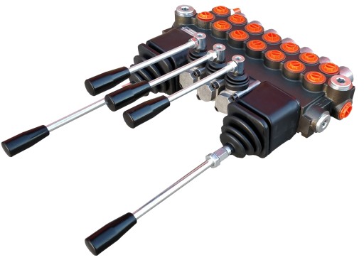 ROZDZIELACZ HYDRAULICZNY 7 SEK 40L Z JOYSTICKAMI
