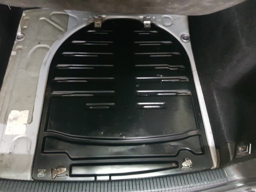 BLACHA BAGAZNIKA PODŁOGA VW GOLF 4 IV BORA BLACHA