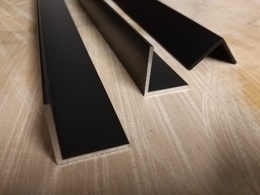 Kątownik Aluminiowy Czarny Mat 30mm x 30mm x 2mm