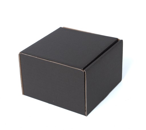 PUDEŁKO KARTON FASONOWE CZARNE 150x150x100 20szt