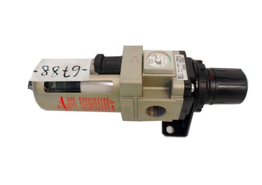 Filtr z regulatorem SMC AW40-F04BE, 0,05~0,85 MPa