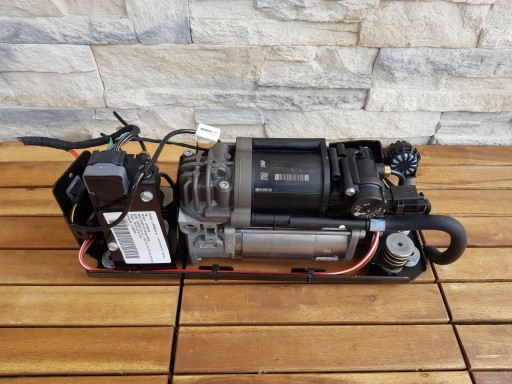 ROLLS ROYCE POMPA KOMPRESOR NOWY 6850319