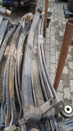 RENAULT PREMIUM DXI RESOR 2 PIÓRA