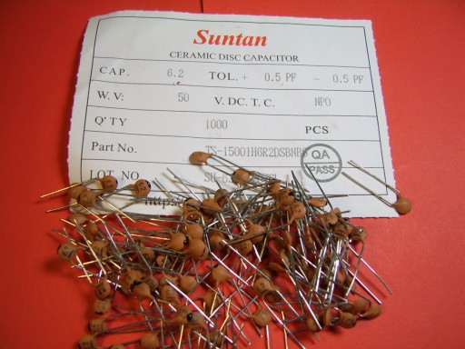 100x 6.2pF 50V +/-0.5pF NP0 kond. ceramiczny THT