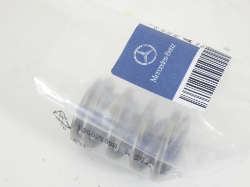 SPRĘŻYNA ZAWORU MERCEDES M156 63 AMG A1560530020