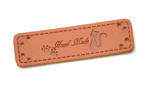 Metka naszywka HANDMADE ekoskóra 50x15 mm M13