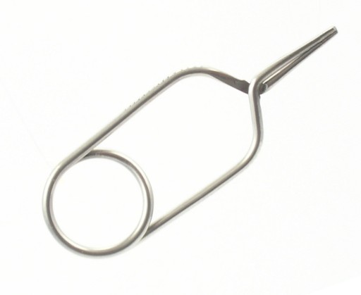 MUCHA NIMFA STREAMER ENGLISH HACKLE PLIER MEDIUM 1313 SZCZYPCE DO JEŻYNEK