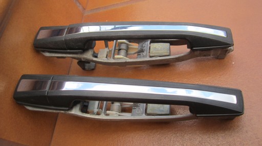 MERCEDES W124 E SEDAN KLAMKA DRZWI PRZÓD PRZEDNIA