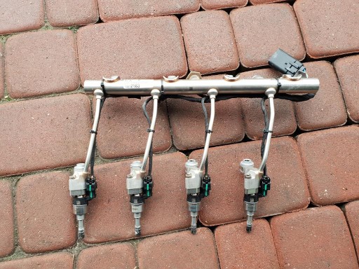 Wtrysk wtryskiwacz 1.4T Opel Astra K 5 IV 55577403 3tys km.