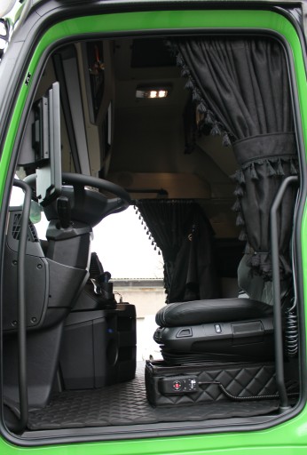 ZASŁONY FIRANY TIR VOLVO FH 12-15, FH 4 + haki