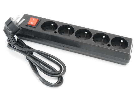 Przedłużacz PS-570/2 z wyłącznikiem POLSKI black 5-GNIAZD uziemienie