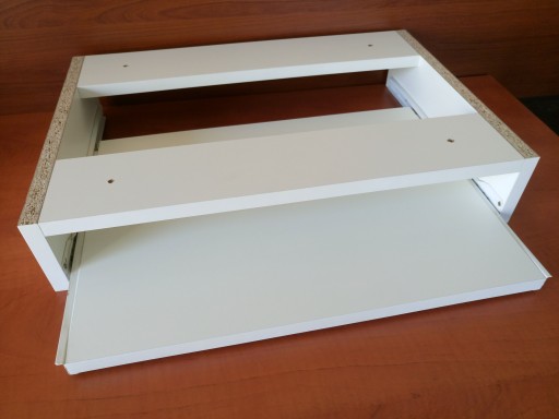 Wysuwana PÓŁKA POD Klawiaturę-LAPTOP OD RĘKI BIAŁA