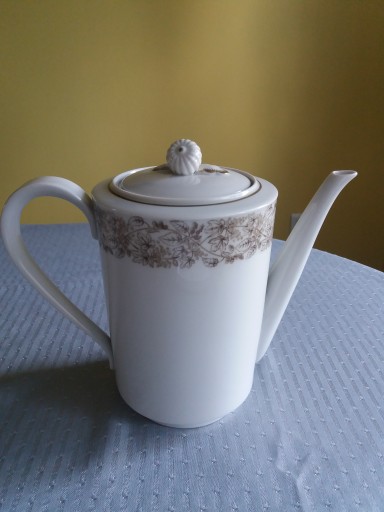 DZBANEK PORCELANOWY