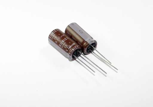 Kondensator 470uF/16V ELNA SILMIC II RFS