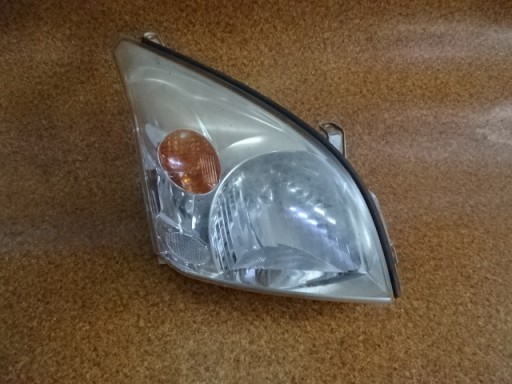 LAND CRUISER 120 04r REFLEKTOR LAMPA PRAWA