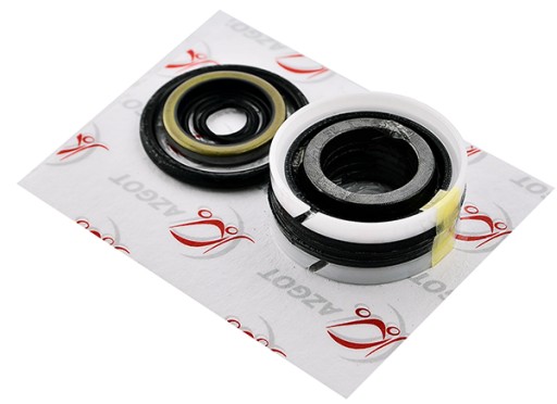 KOMPLET USZCZELEK SIŁOWNIKA POCHYŁU RAK FI 32 MM