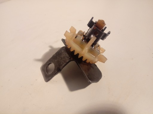 Regulator obrotów Briggs&Stratton 450e 500 OHV