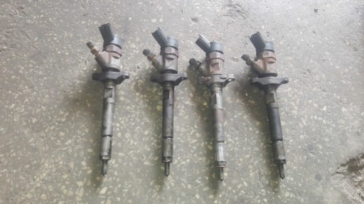 WTRYSKIWACZ WTRYSKI FOCUS MK2 1.6TDCI 0445110235