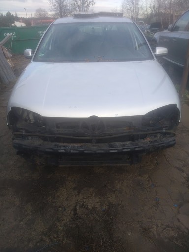 MASKA POKRYWA SILNIKA VW GOLF IV LA7W HB 5D