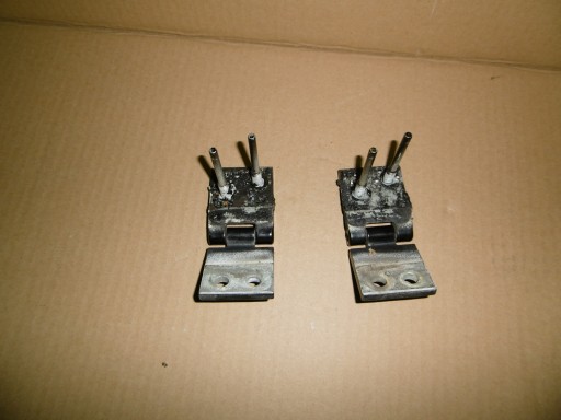 TRANSPORTER T4 MULTIVAN ZAWIASY TYLNEJ KLAPY