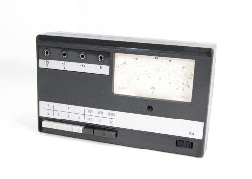 WYSOKONAPIĘCIOWY MEGAOMOMIERZ TESTER 1kV
