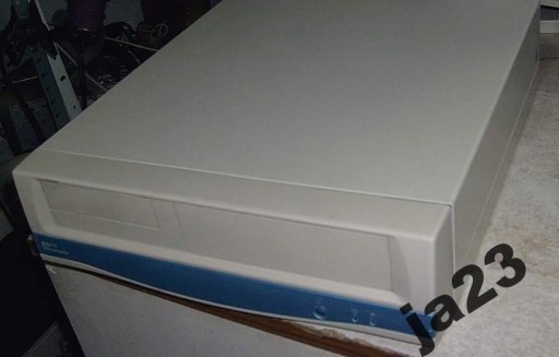 NAJMNIEJSZA MIKRO ATX OBUDOWA DESKTOP Z ZASILACZEM