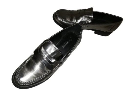 Buty firmy Primadonna. Stan idealny. Rozmiar 39.
