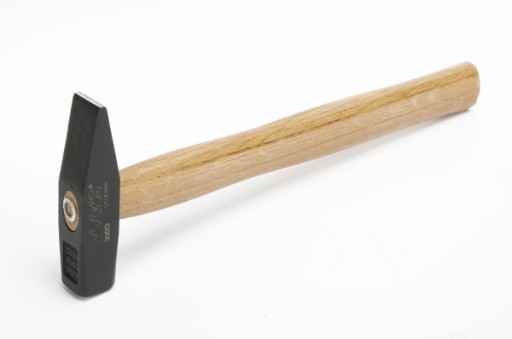 MŁOTEK ŚLUSARSKI 300G OK-06.0400