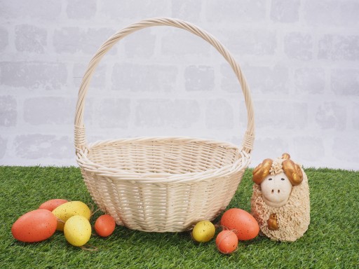 Biały Koszyk Wielkanocny Koszyczek do sypania kwiatów Boże Ciało Biały 21cm