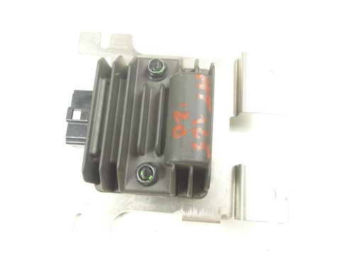 YAMAHA MT 125 REGULATOR NAPIĘCIA 20-