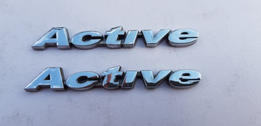 FIAT ACTIVE EMBLEMAT NA BŁOTNIK ORYGINAŁ
