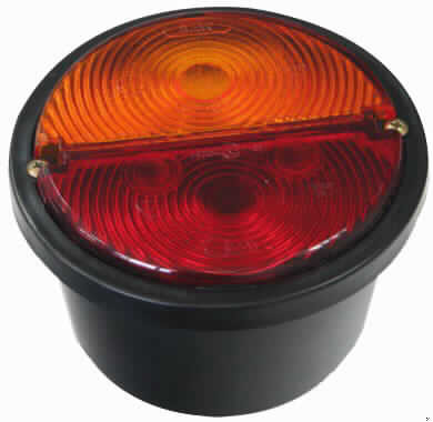 LAMPA TYLNA PRAWA C-330 PLAST