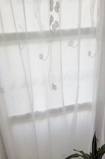 Firana biała żakardowa w nieregularne wzory 250cm