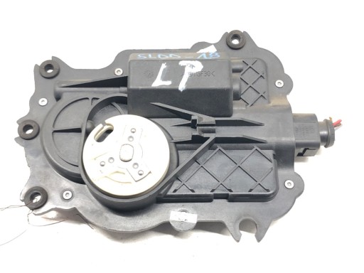 SILNICZEK DOCIĄG DRZWI PRZÓD LEWY AUDI A8 D3 03-10 4E0837059