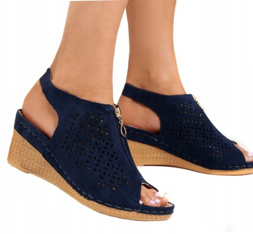 KLAPKI DAMSKIE BUTY PROFILOWANE SKÓRZANE P4
