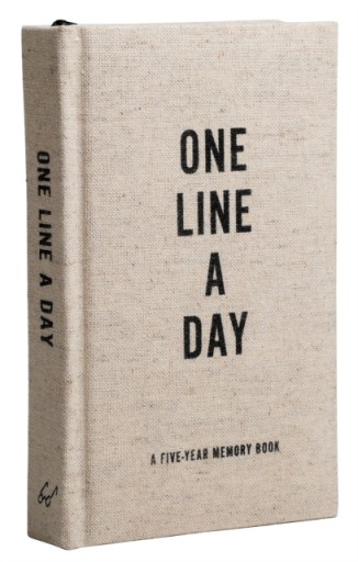 Canvas One Line a Day: A Five-Year Memory Journal CHRONICLE BOOKS